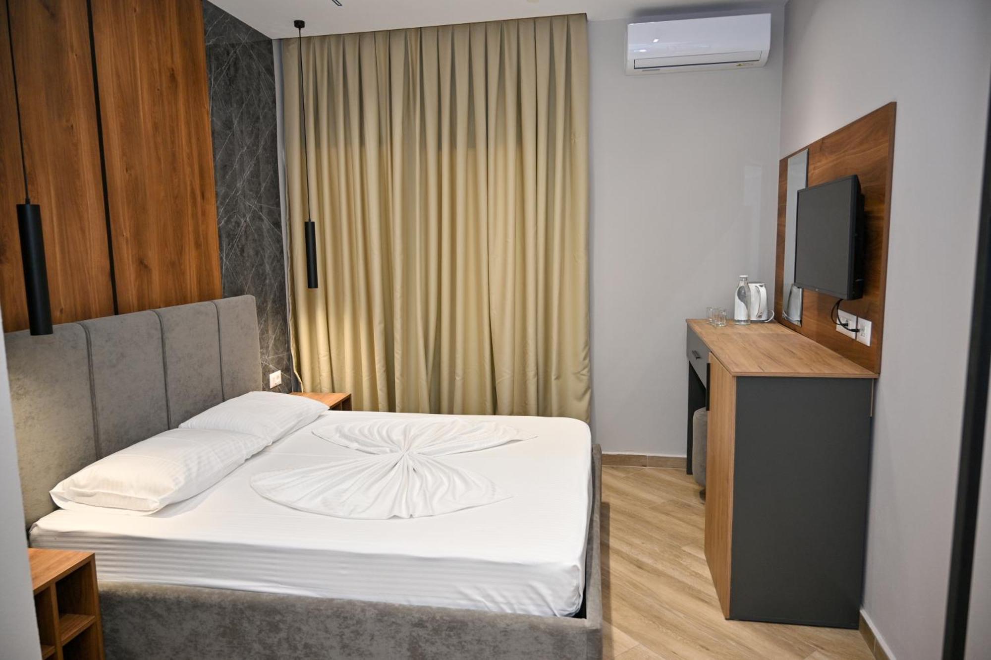 Monduro Hotel ドゥラス エクステリア 写真